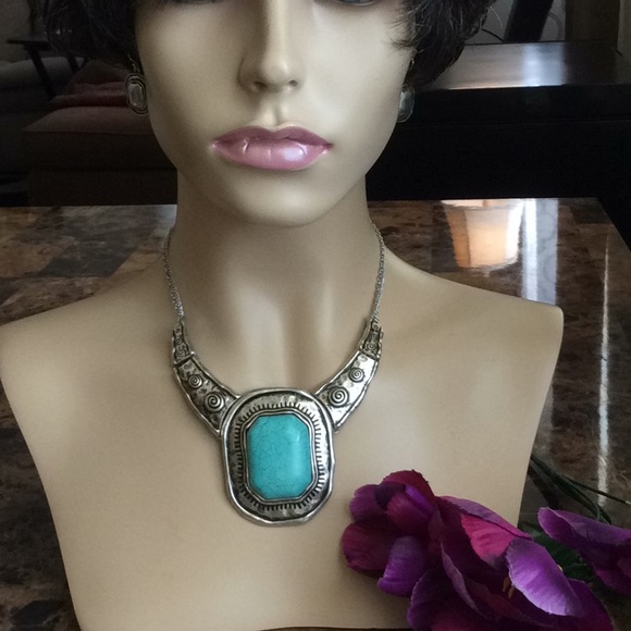 Silver Genuine Turquoise Gemstone Necklace Set - Picture 8 of 8